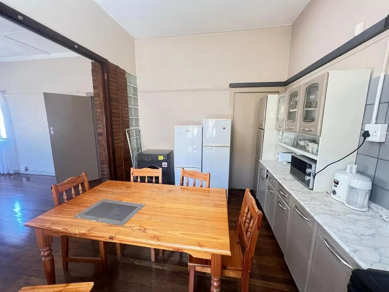 Triple S Guest House Κέιπ Τάουν