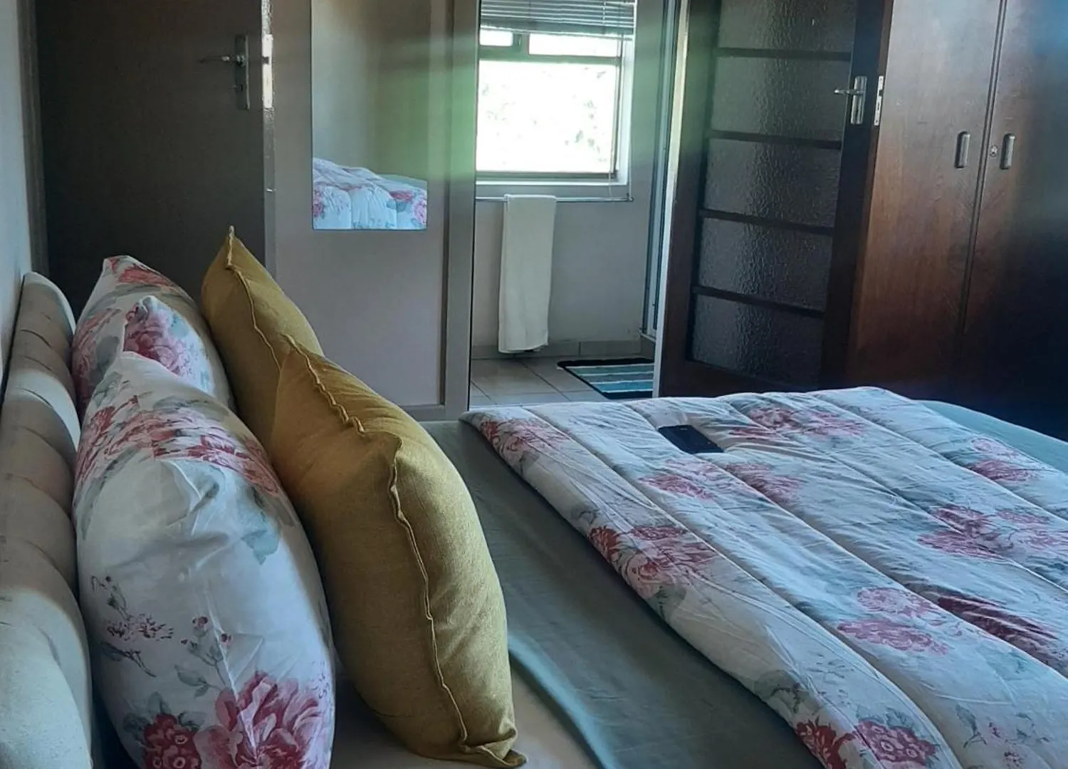 Triple S Guest House Le Cap