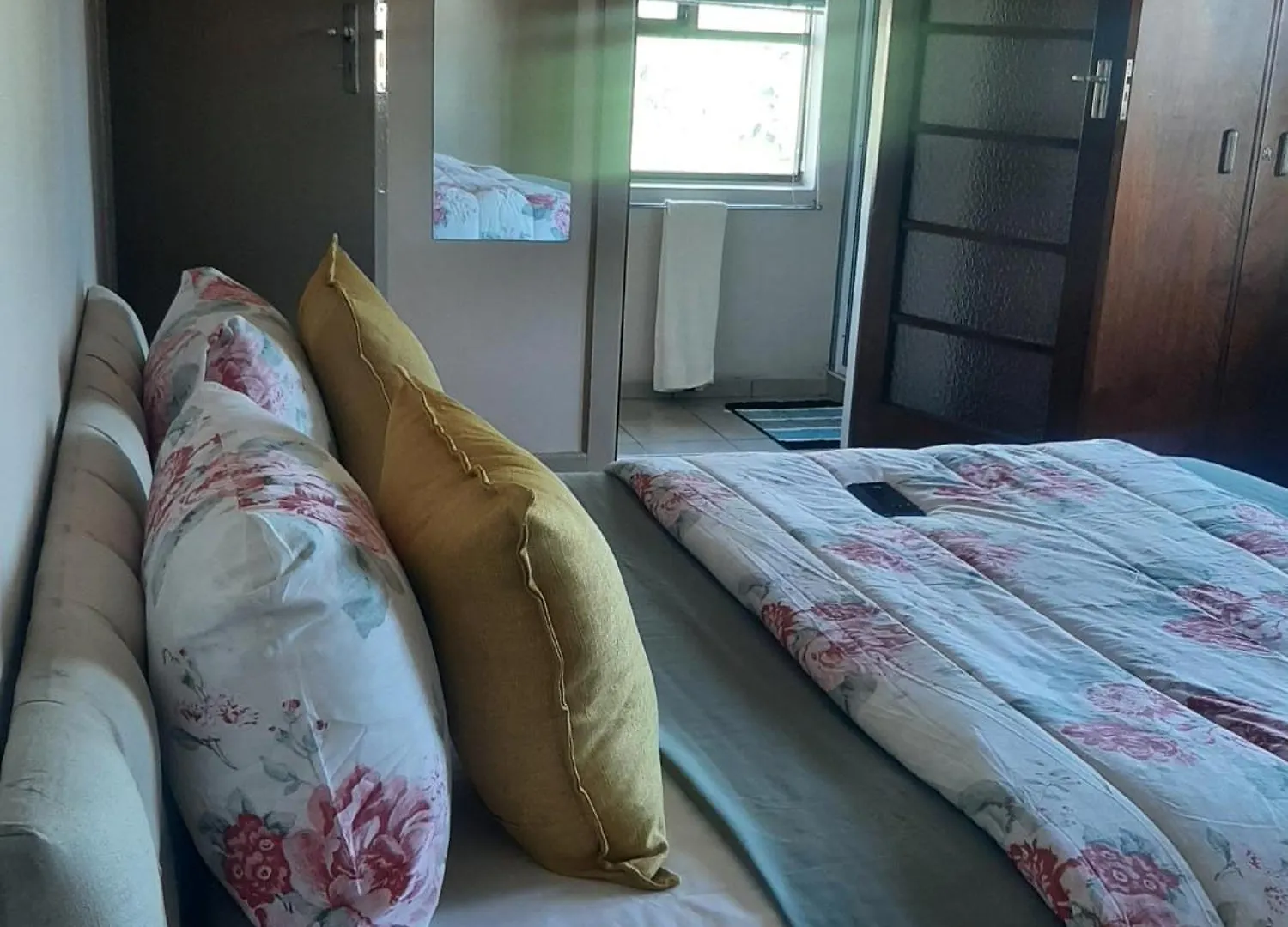 Triple S Guest House Le Cap